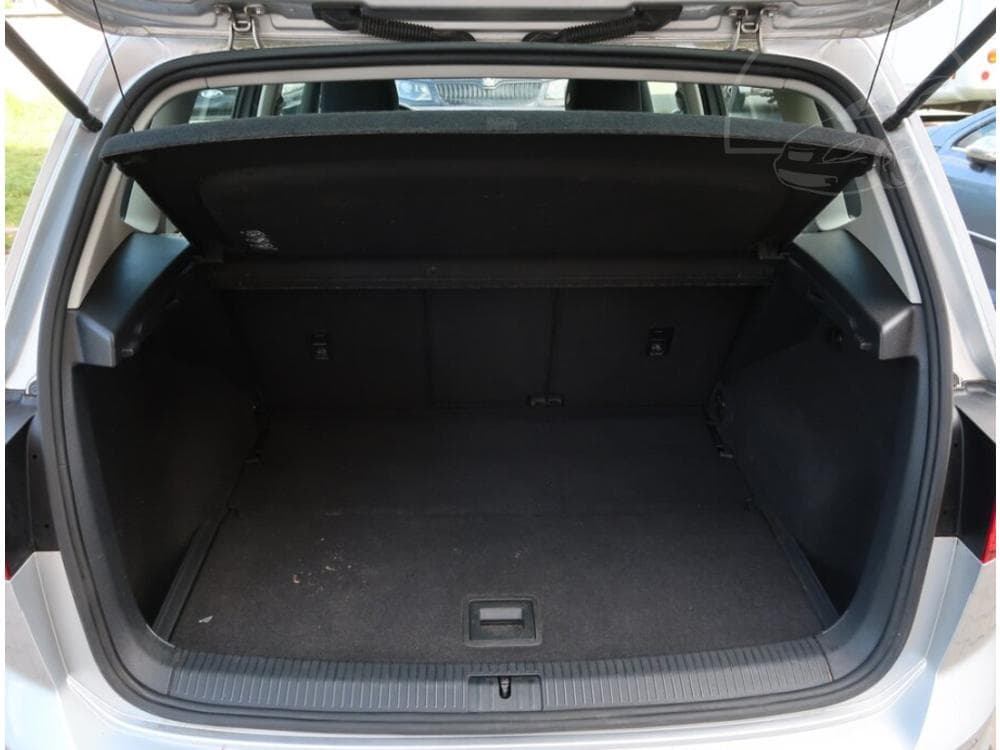 2015 Volkswagen GOLF - 25