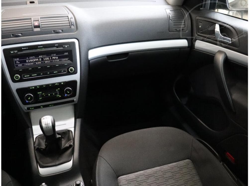 2010 Škoda OCTAVIA - 8