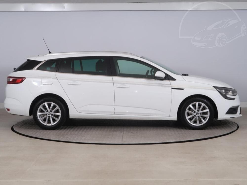 2017 Renault MEGANE - 11