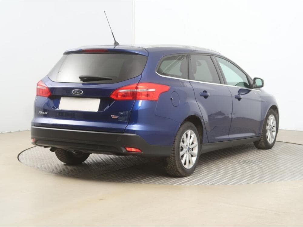 2017 Ford FOCUS - 9