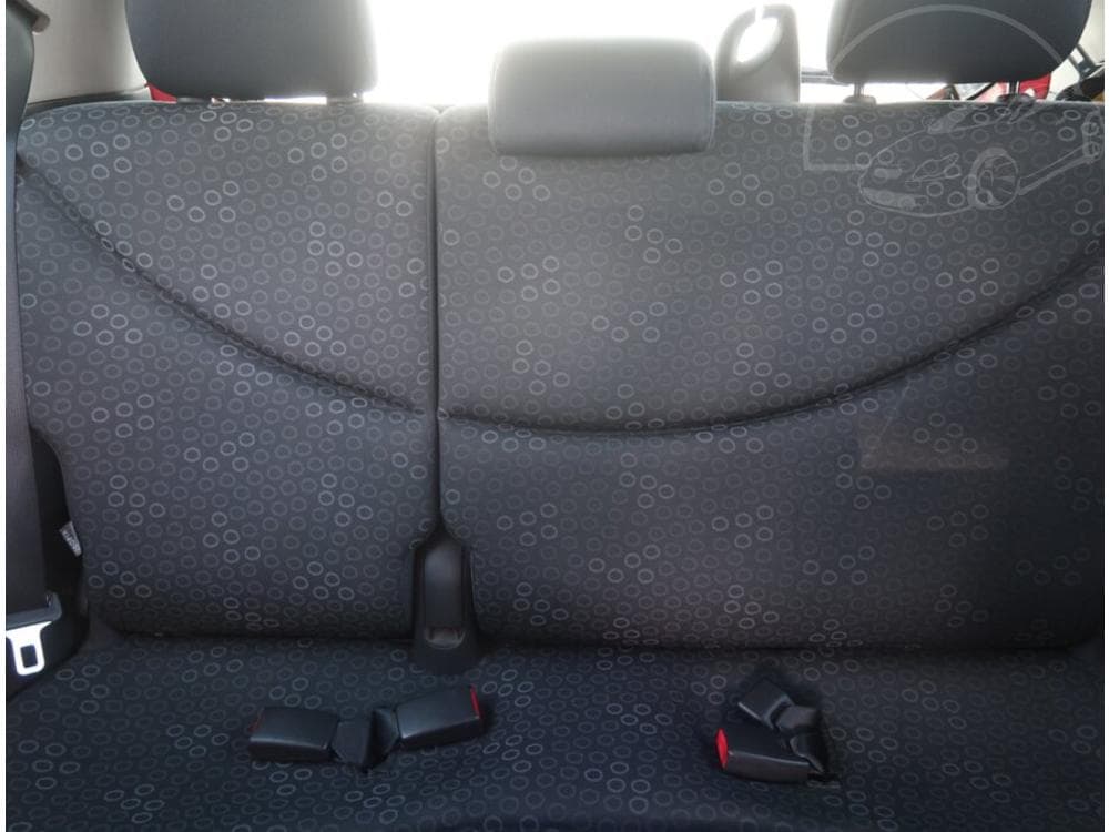 2006 Toyota YARIS - 28