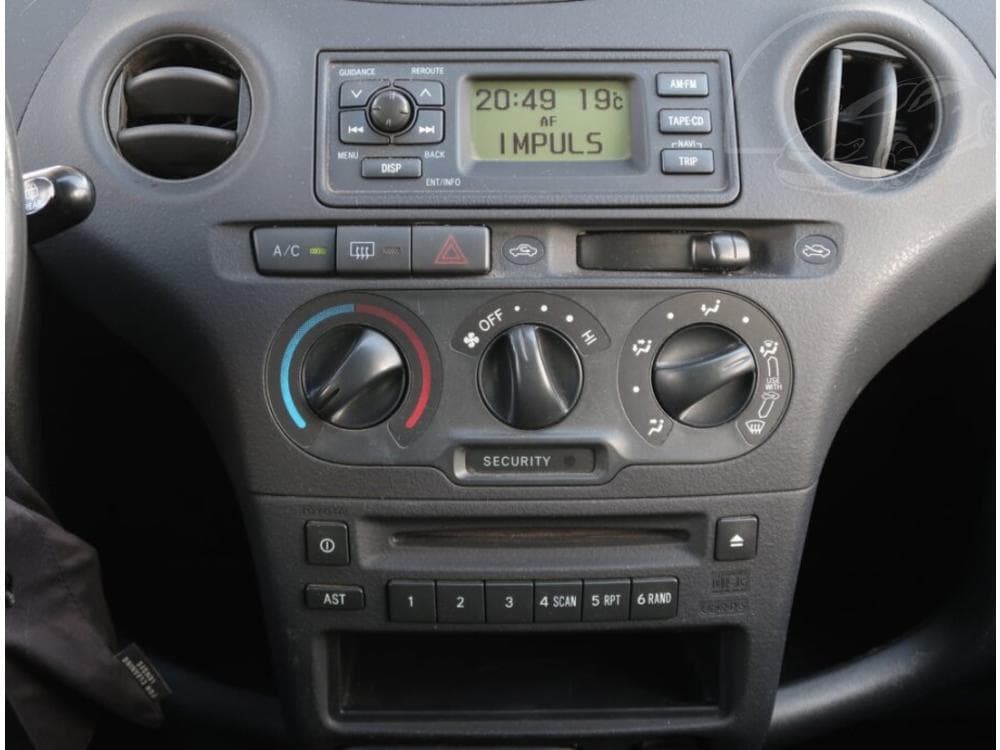 2006 Toyota YARIS - 34