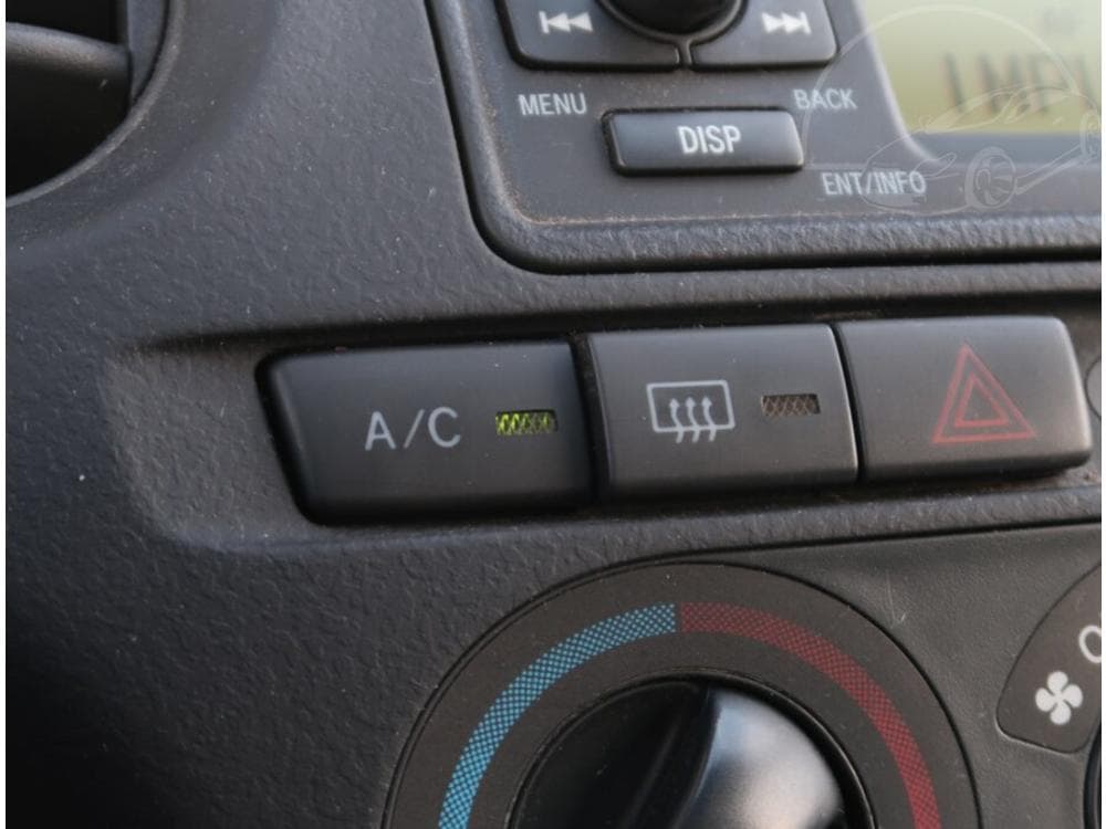 2006 Toyota YARIS - 40