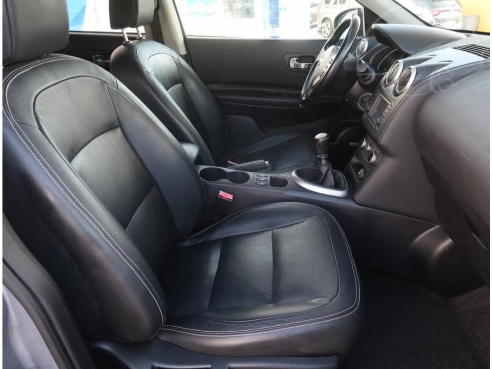 2014 Nissan QASHQAI - 9