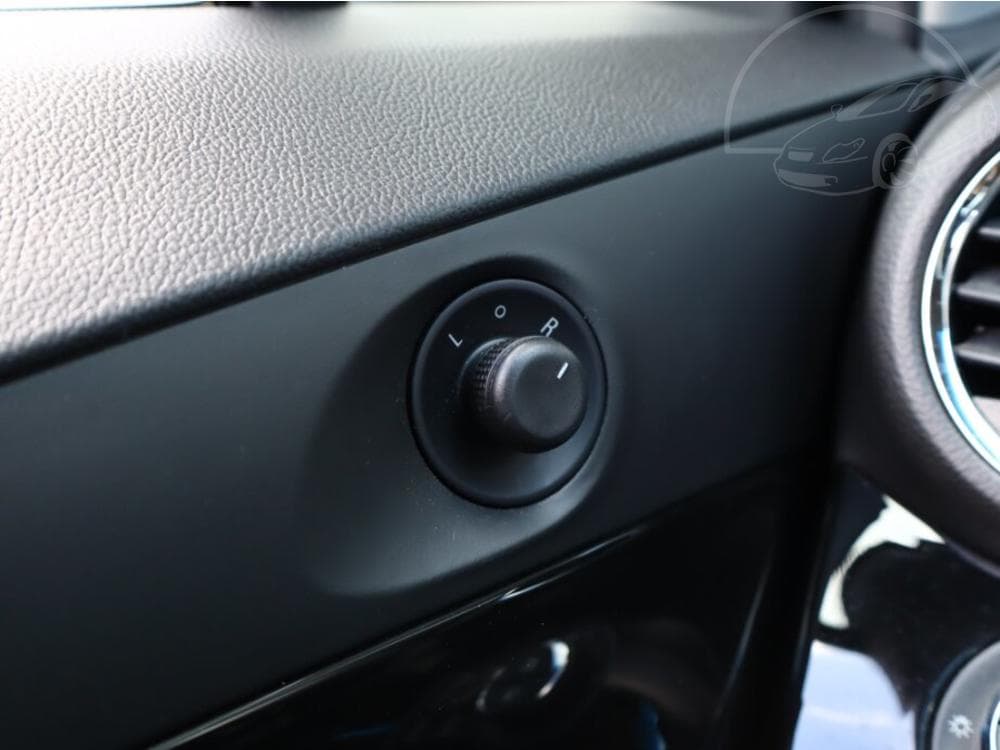 2013 Chevrolet ORLANDO - 27