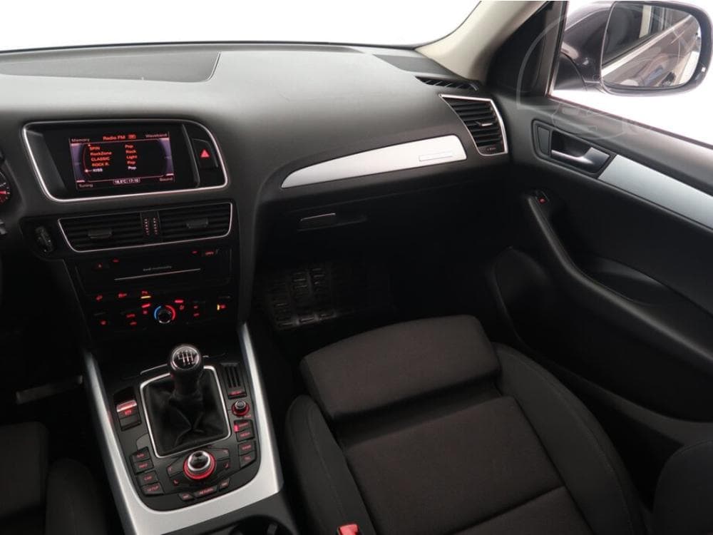 2010 Audi Q5 - 15