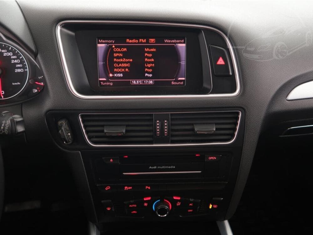 2010 Audi Q5 - 23