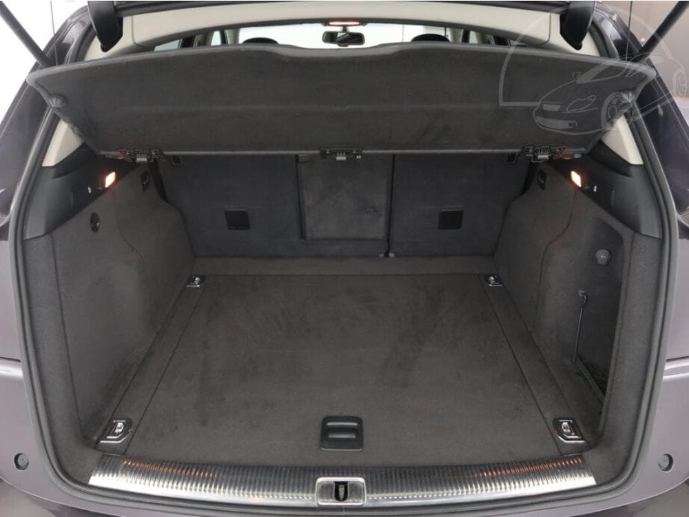 2010 Audi Q5 - 25