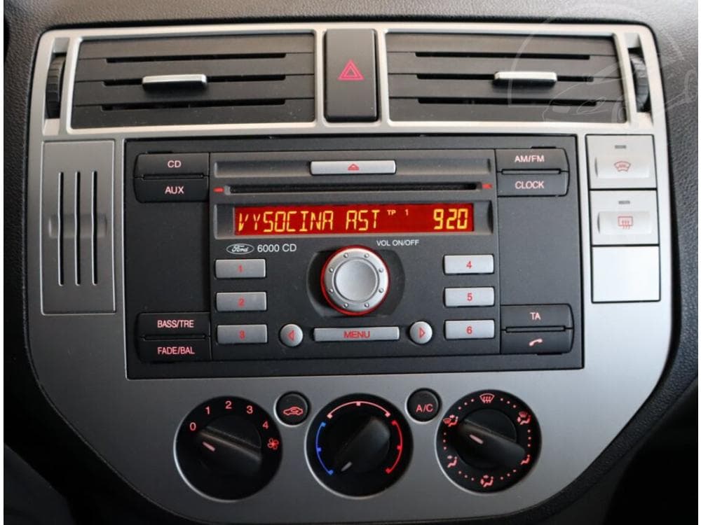 2010 Ford C-MAX - 12