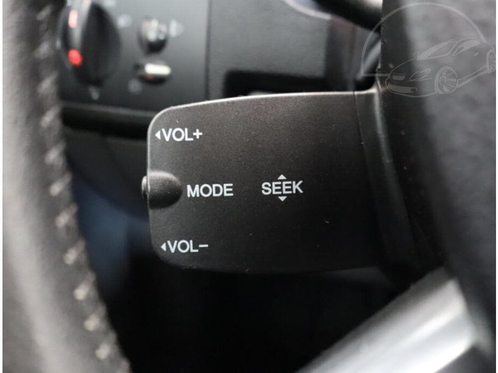 2010 Ford C-MAX - 13