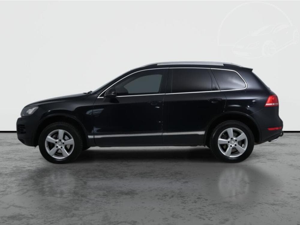 2010 Volkswagen TOUAREG - 5