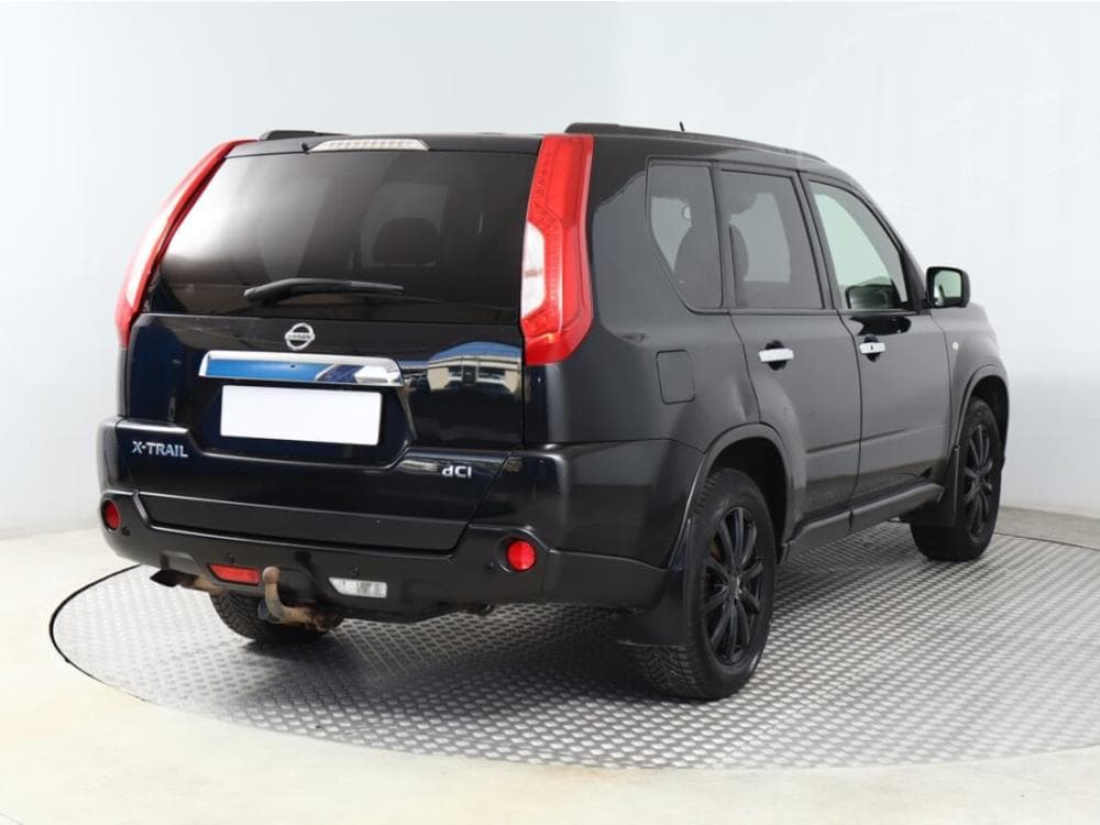 2013 Nissan X-TRAIL - 9
