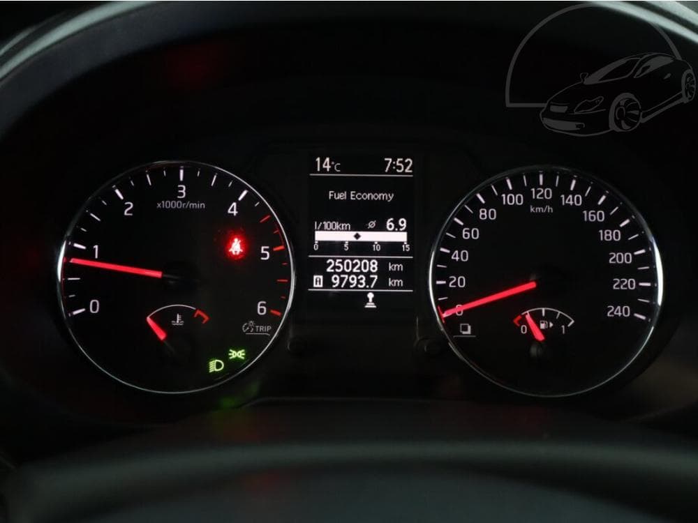 2013 Nissan X-TRAIL - 15
