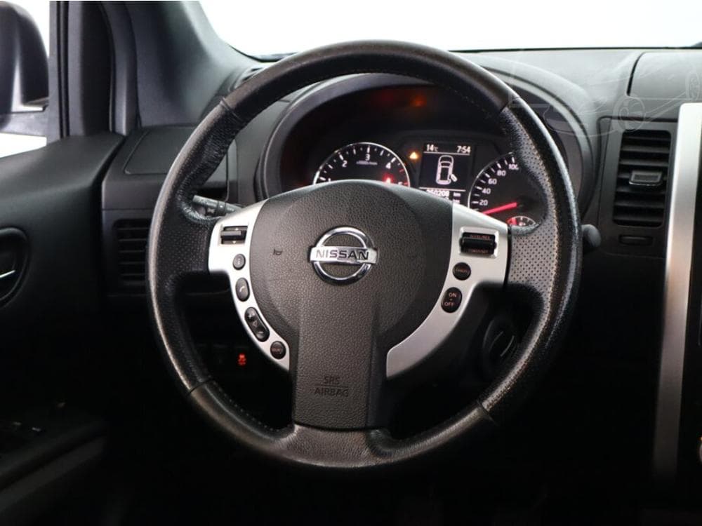 2013 Nissan X-TRAIL - 27