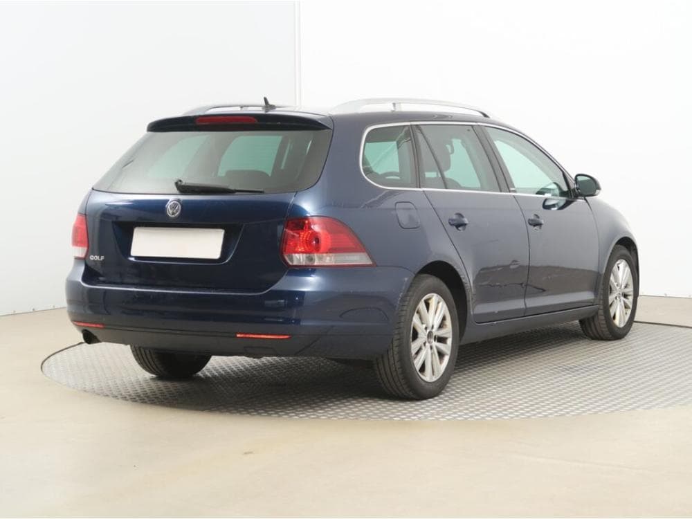 2011 Volkswagen GOLF - 5