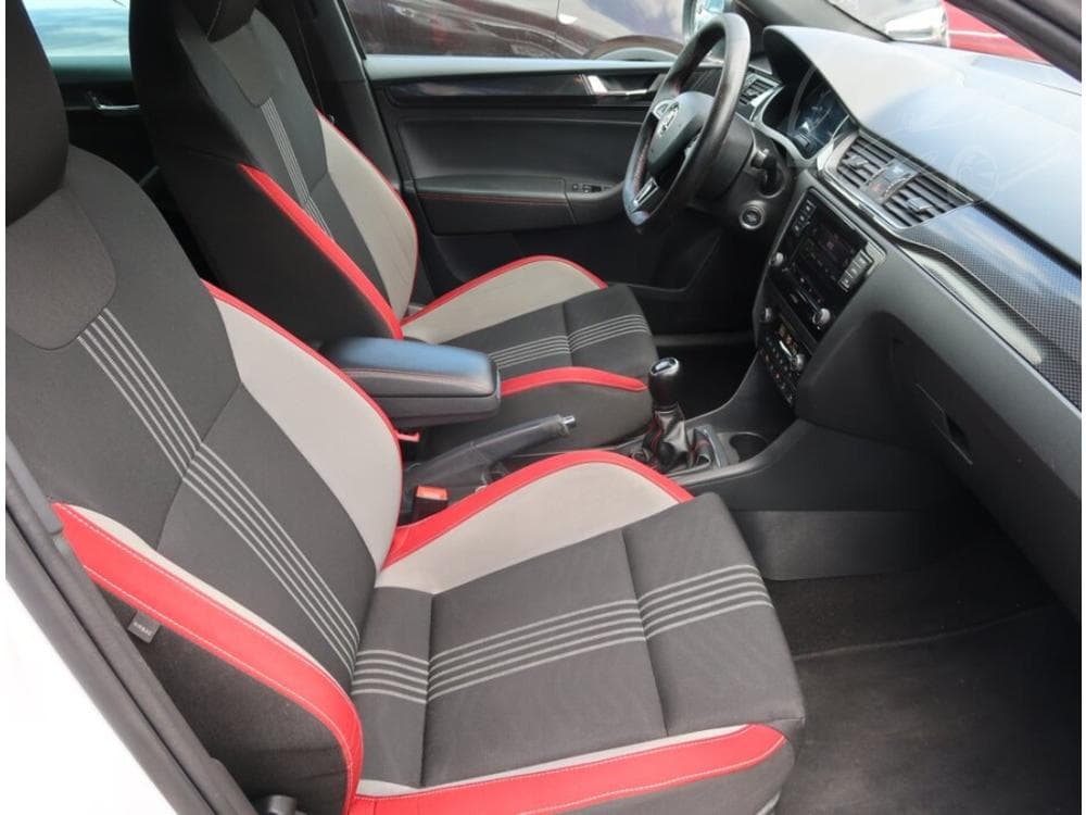 2018 Škoda RAPID - 17