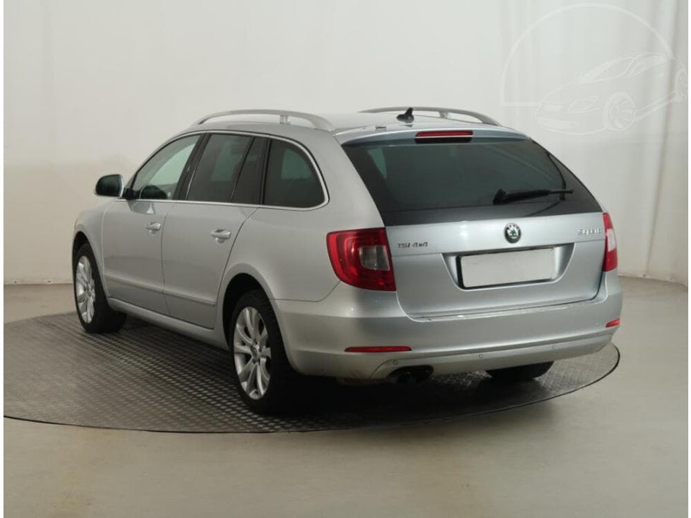 2013 Škoda SUPERB - 7