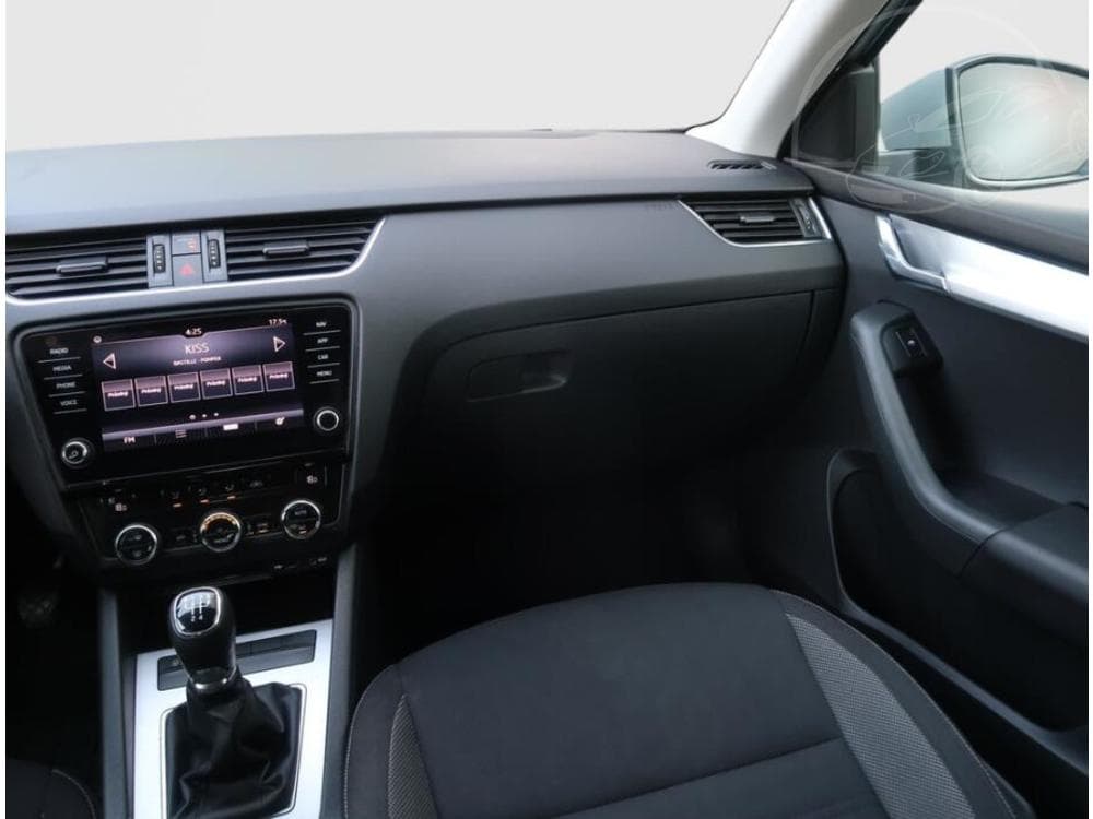 2017 Škoda OCTAVIA - 15