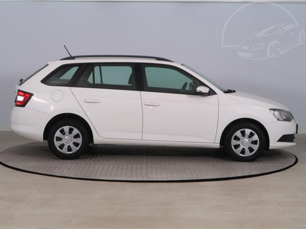 2015 Škoda FABIA - 11