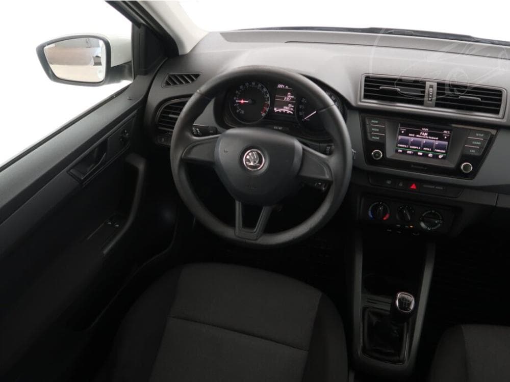 2015 Škoda FABIA - 13