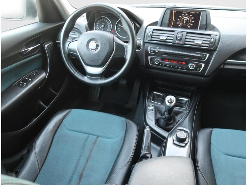 2011 BMW 1-SERIES - 13