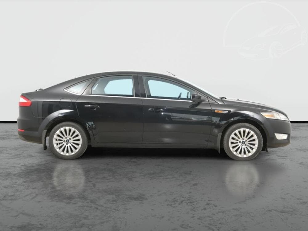 2010 Ford MONDEO - 11