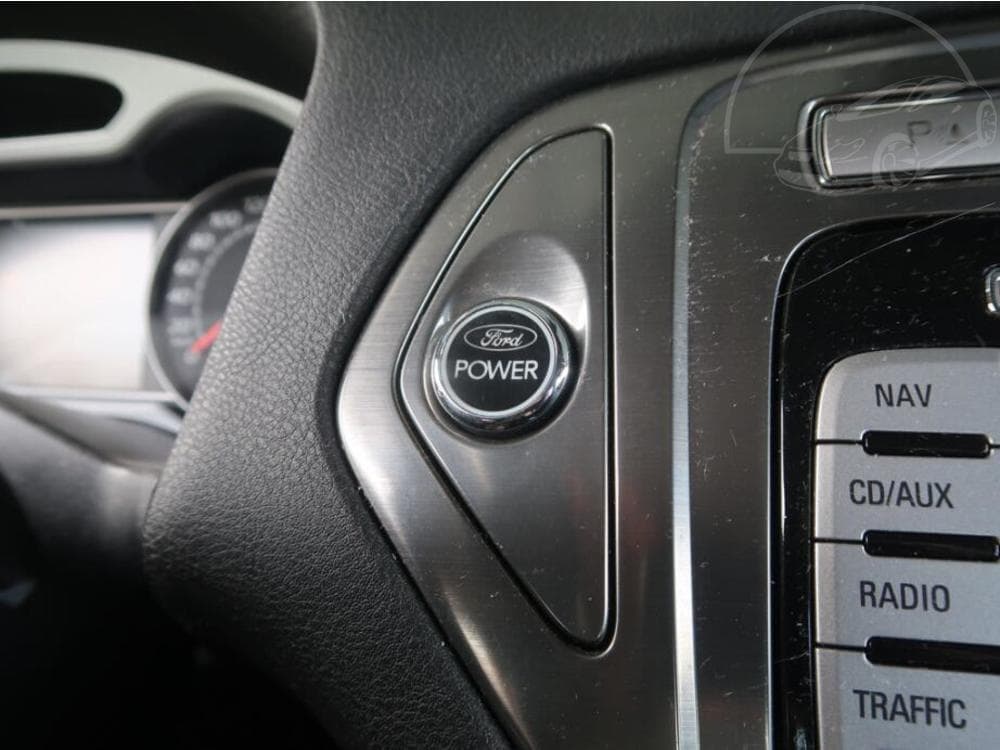 2010 Ford MONDEO - 29