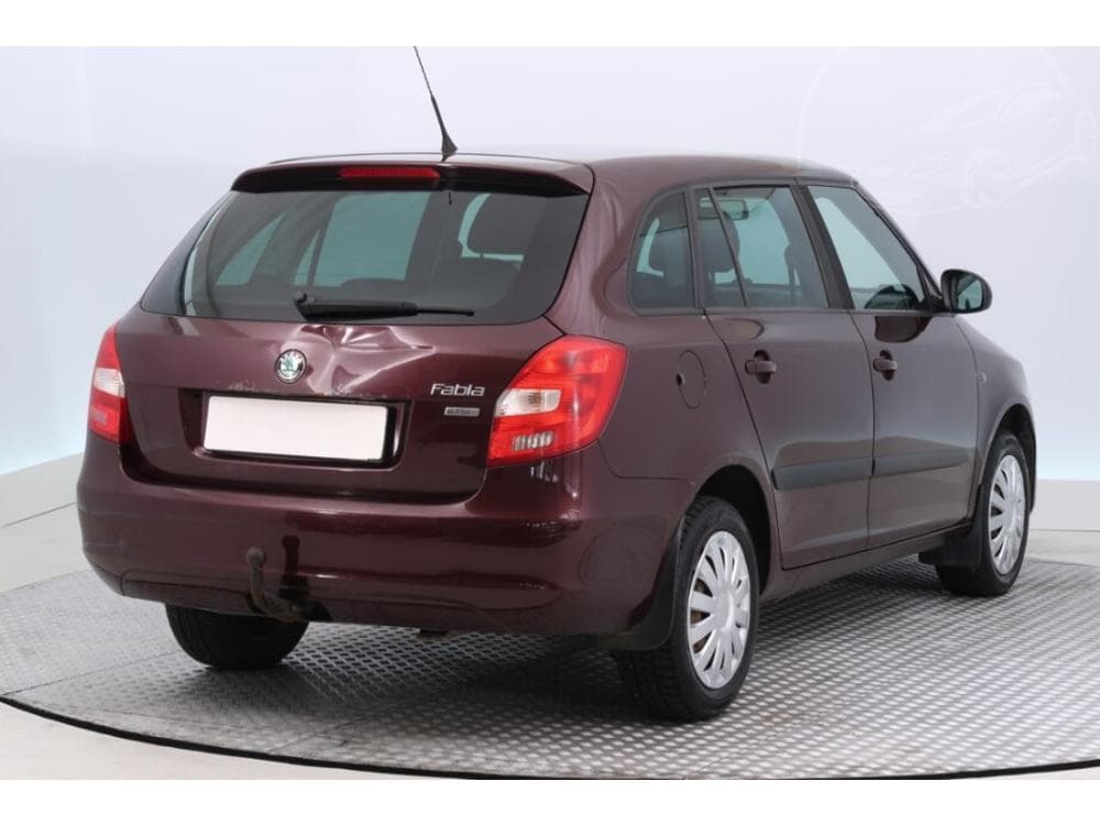 2011 Škoda FABIA - 9