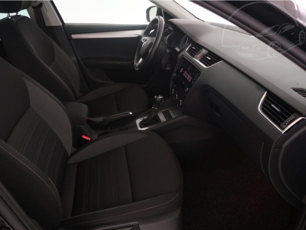 2019 Škoda OCTAVIA - 17