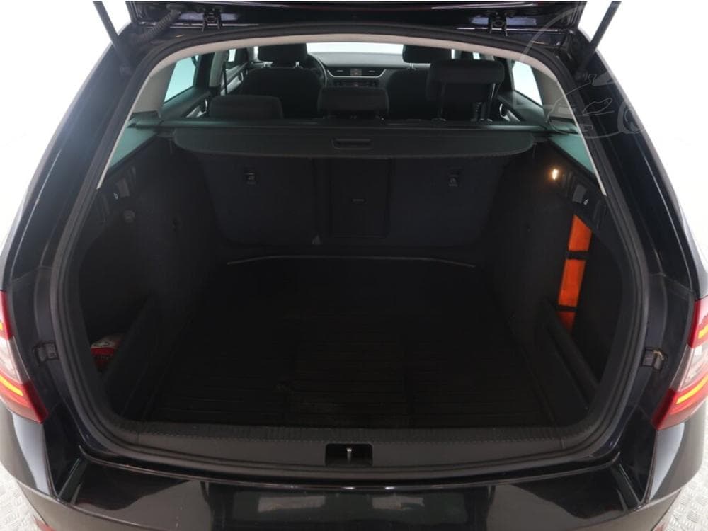 2019 Škoda OCTAVIA - 27