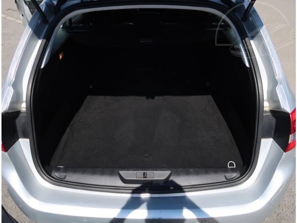 2016 Peugeot 308 - 14