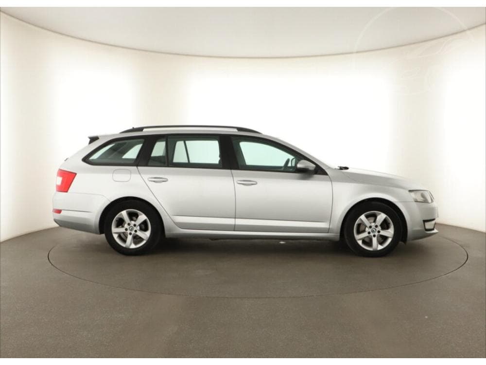 2016 Škoda OCTAVIA - 11