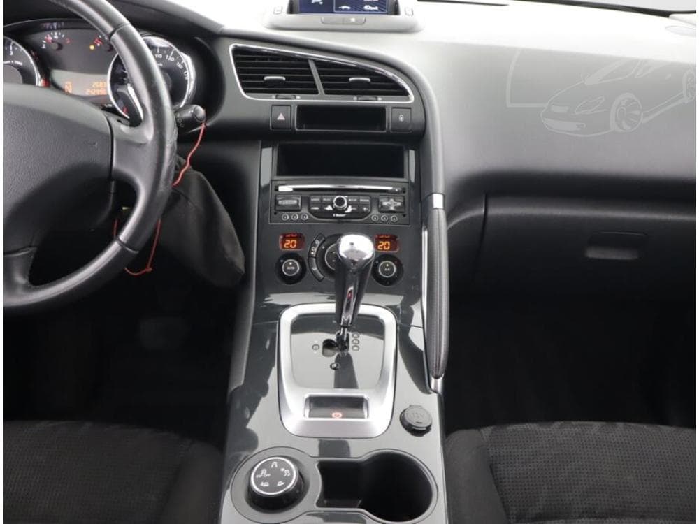 2013 Peugeot 3008 - 12