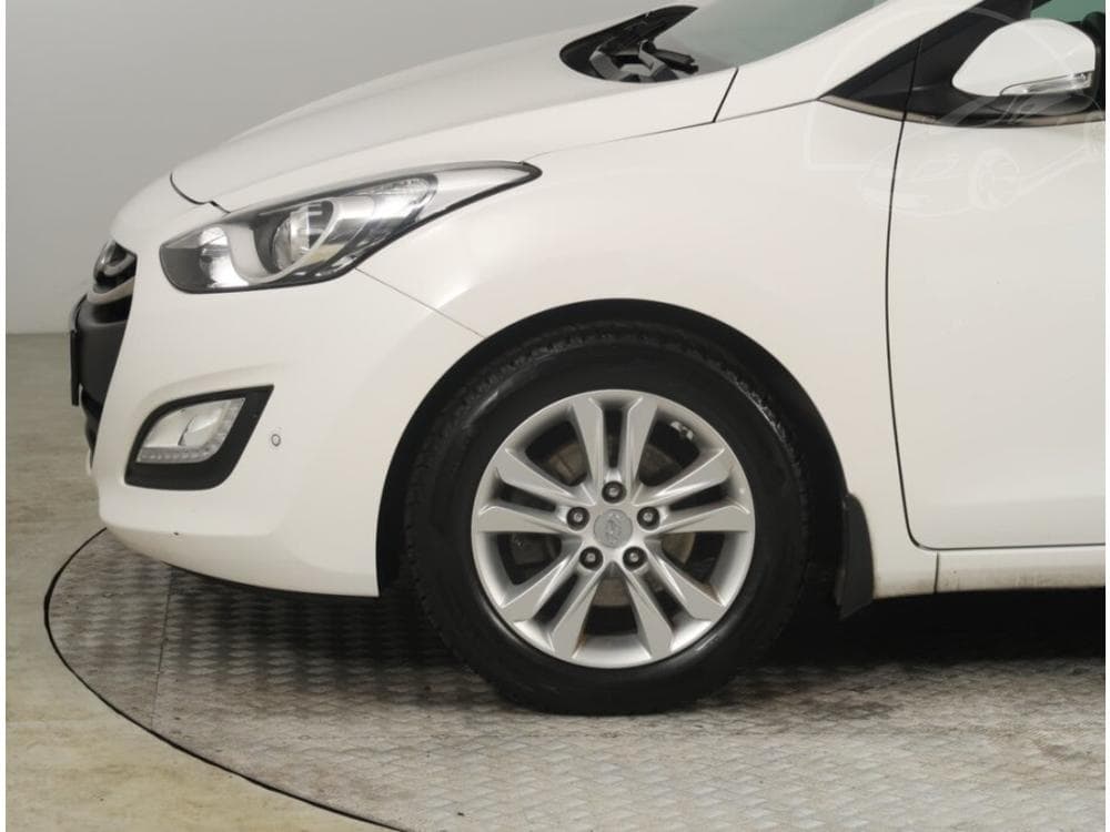 2014 Hyundai i30 - 27