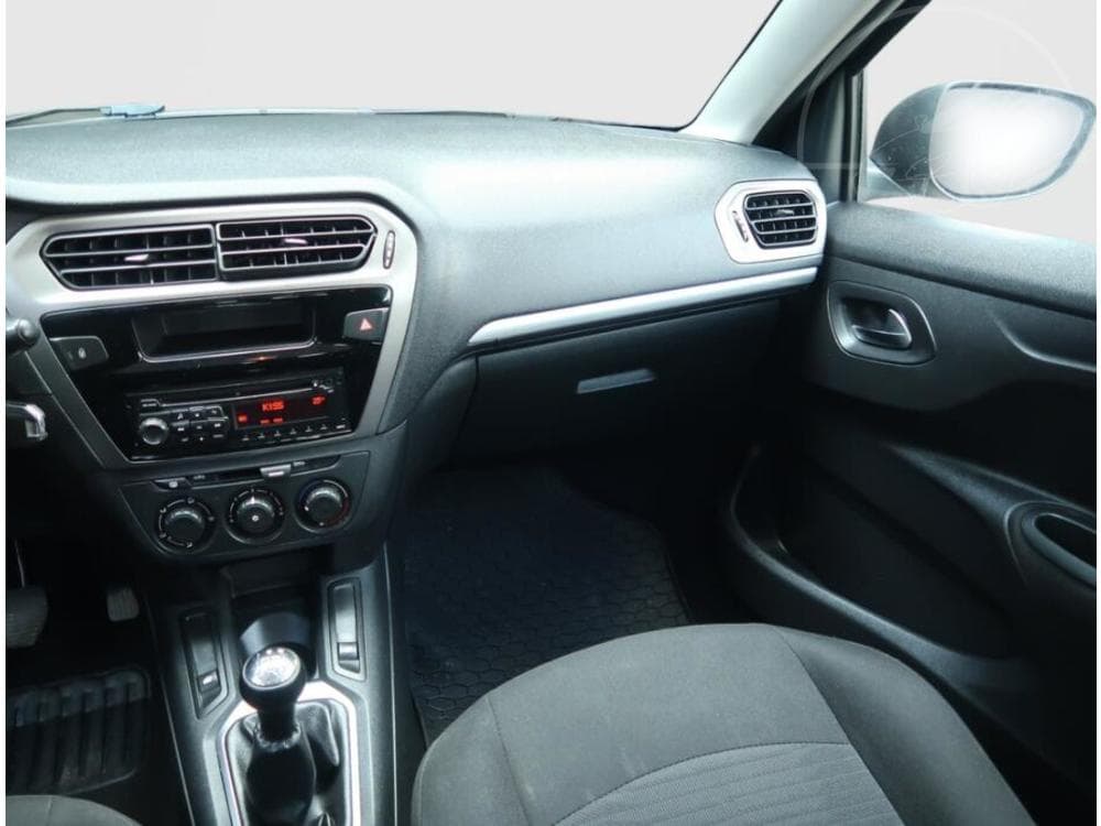2015 Peugeot 301 - 8