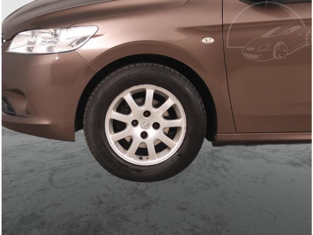 2015 Peugeot 301 - 14
