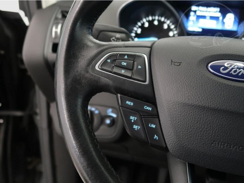 2017 Ford C-MAX - 23