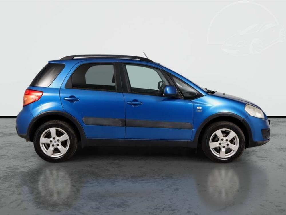 2010 Suzuki SX4 - 16