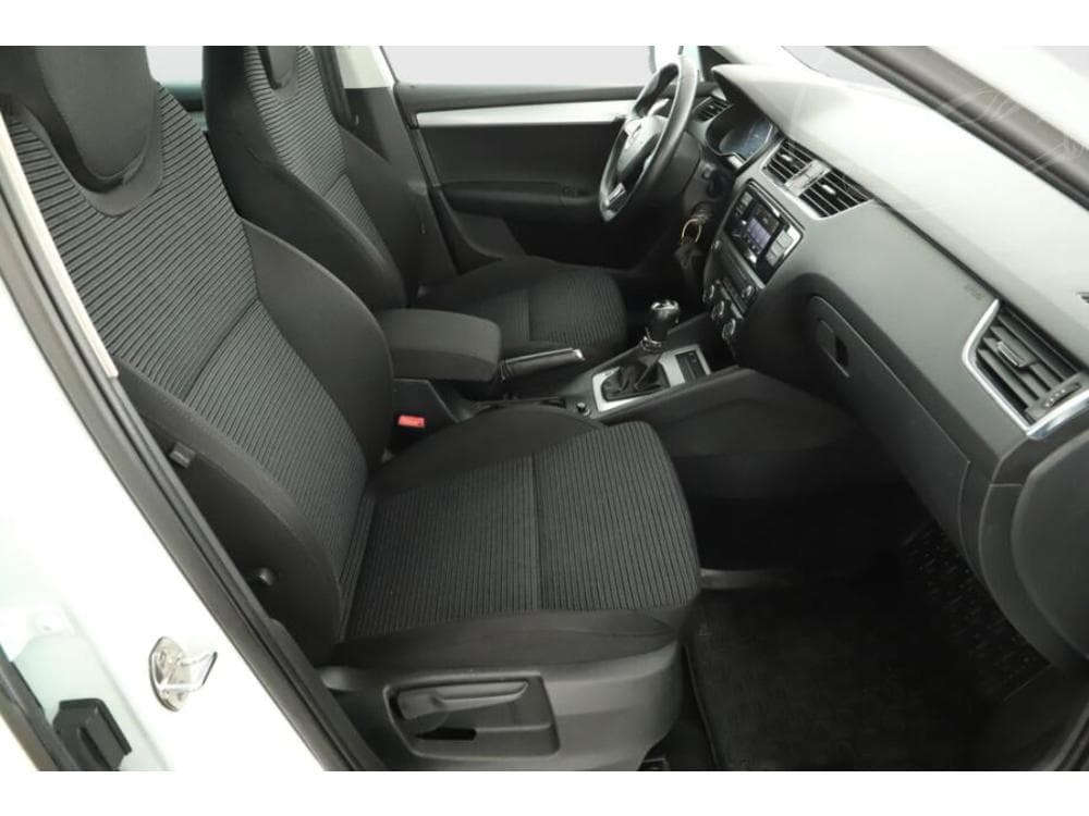 2014 Škoda OCTAVIA - 13