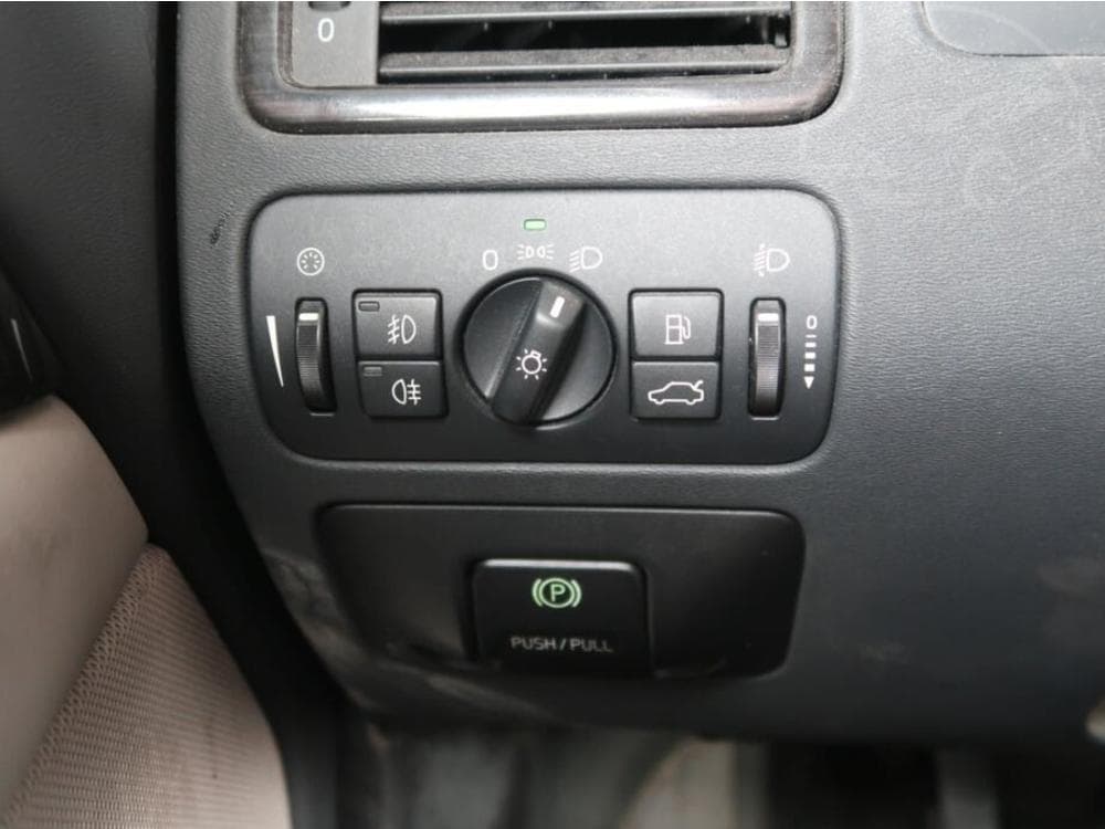 2009 Volvo S80 - 25