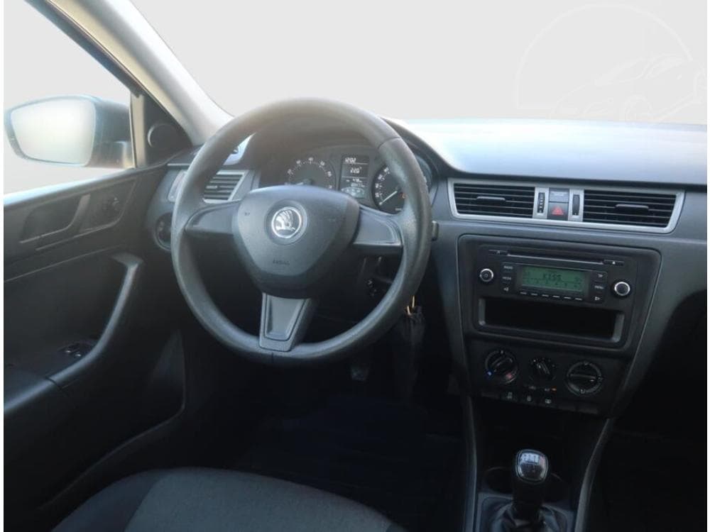 2014 Škoda RAPID - 13