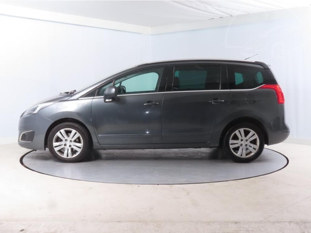 2015 Peugeot 5008 - 5