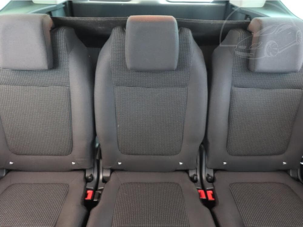 2015 Peugeot 5008 - 19