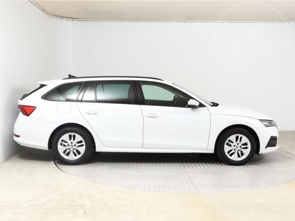 2020 Škoda OCTAVIA - 6