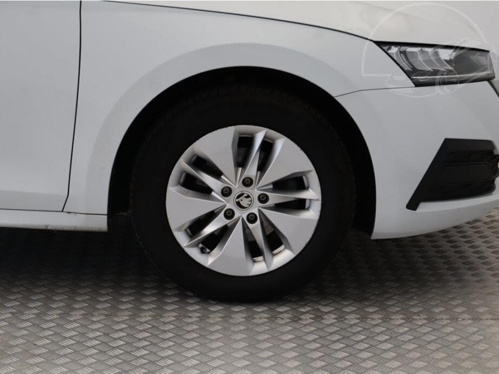 2020 Škoda OCTAVIA - 12