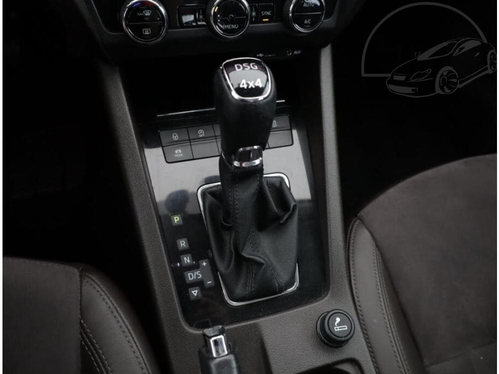 2017 Škoda OCTAVIA - 11