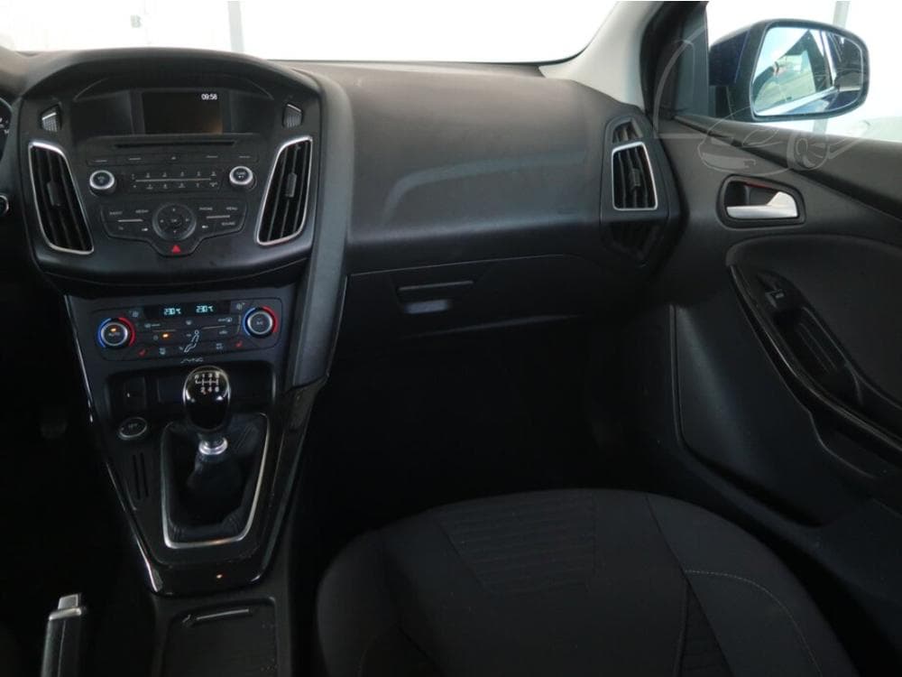 2017 Ford FOCUS - 15