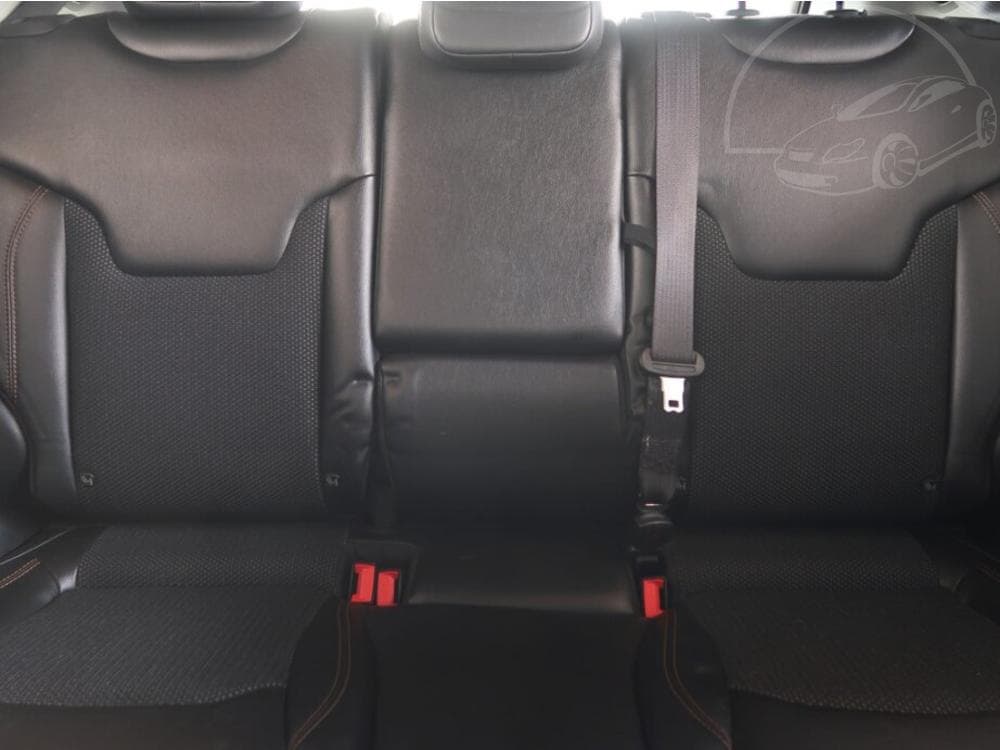 2018 Jeep COMPASS - 10