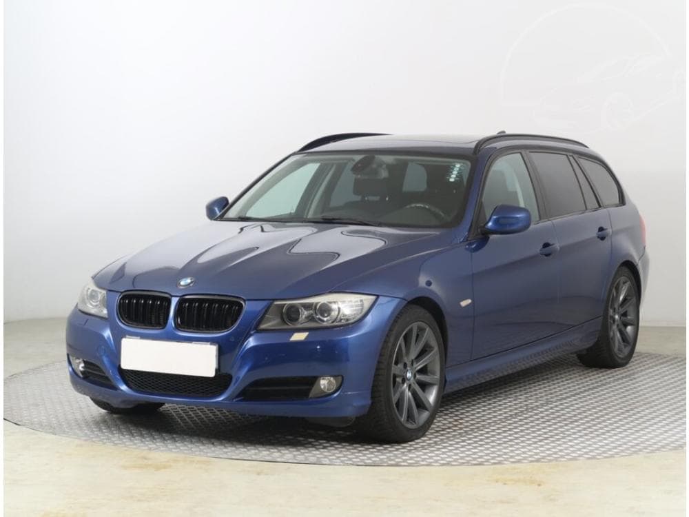 2010 BMW 3-SERIES - 3