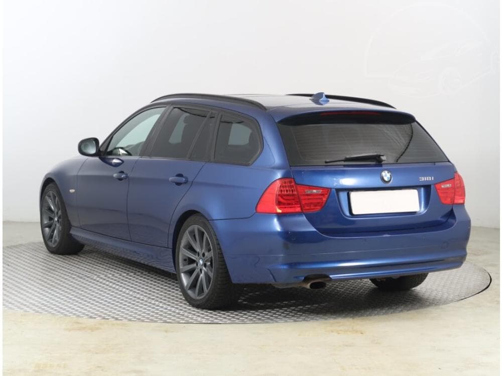 2010 BMW 3-SERIES - 7